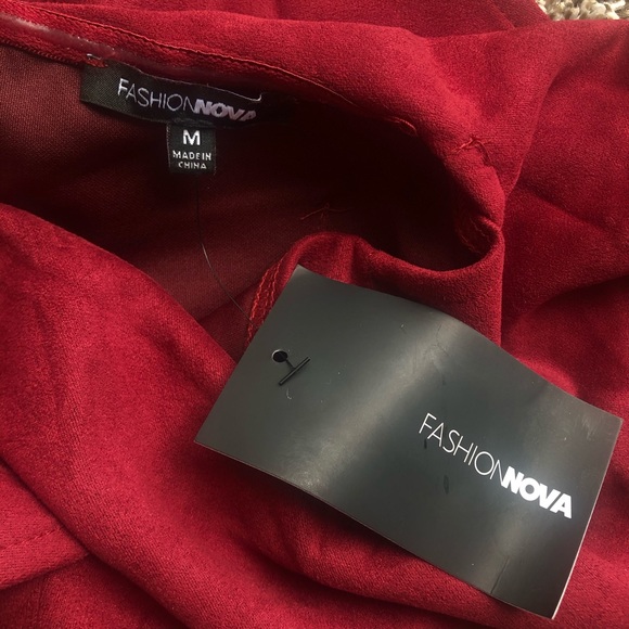 NWT 🏷 Off the shoulder ruffled mermaid dress - Picture 7 of 8